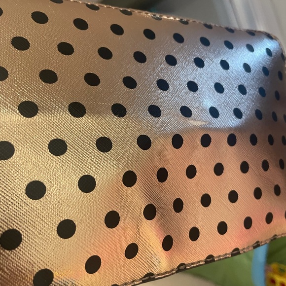 Rose Gold Polka Dot Guess Purse - Picture 3 of 12